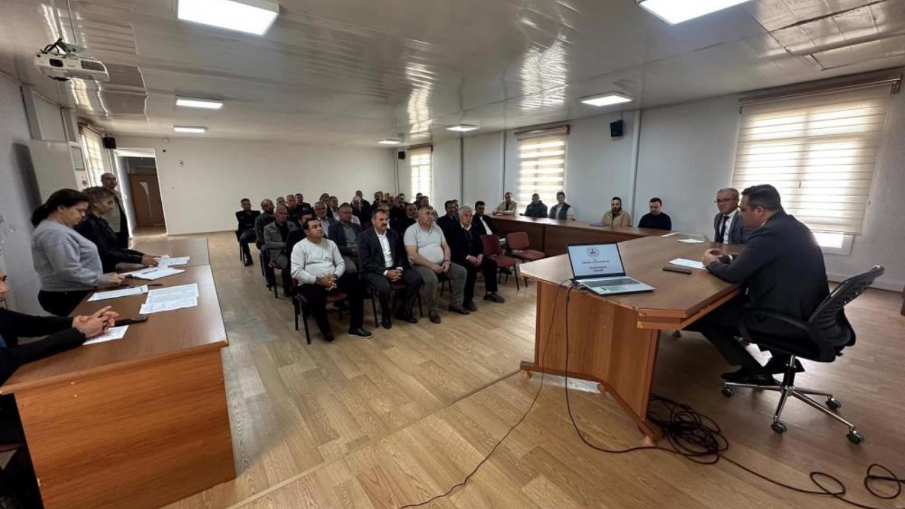 Sarıgöl Muhtarları Kaymakamlıkta Bir Araya Gelerek Sorunları Aktardı-1