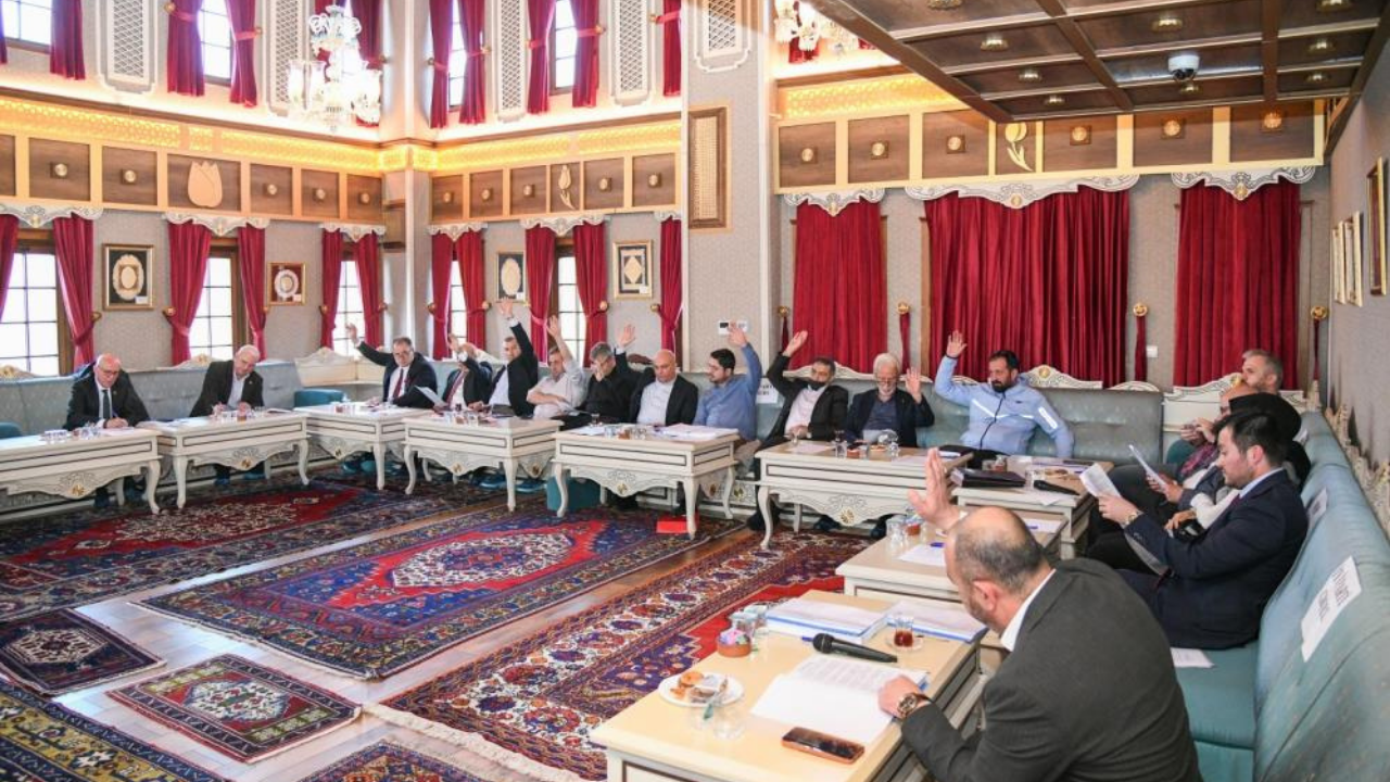 Yunusemre Belediye Meclisinde 46 madde karara bağlandı-1