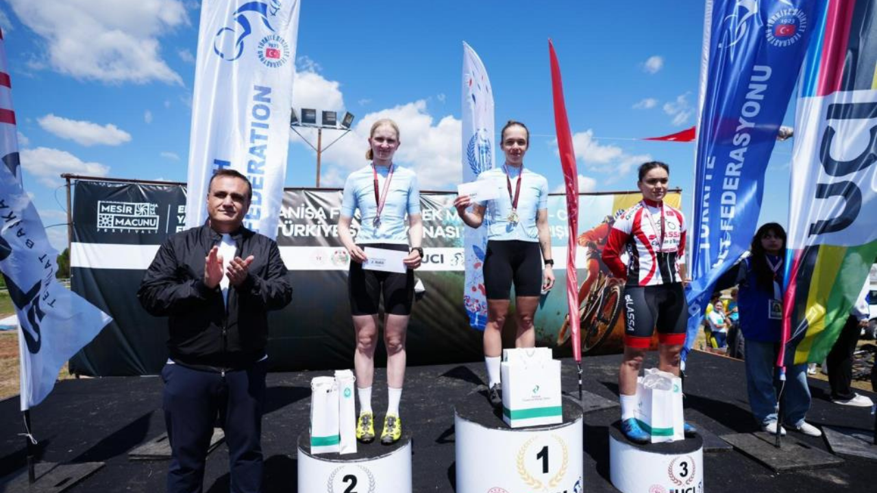 Manisa’da uluslararası bisiklet heyecanı: 6 ülkeden 649 sporcu yarıştı-1