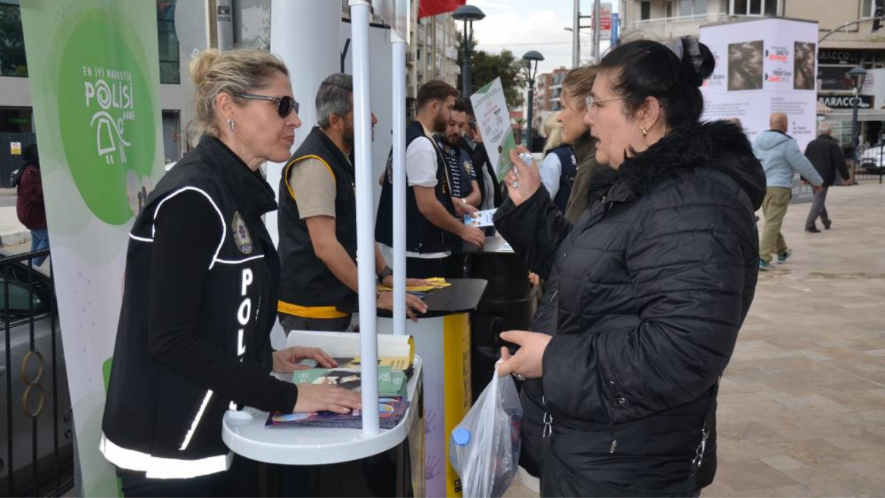 Manisa'da Polis Haftası Etkinlikleri Başladı1