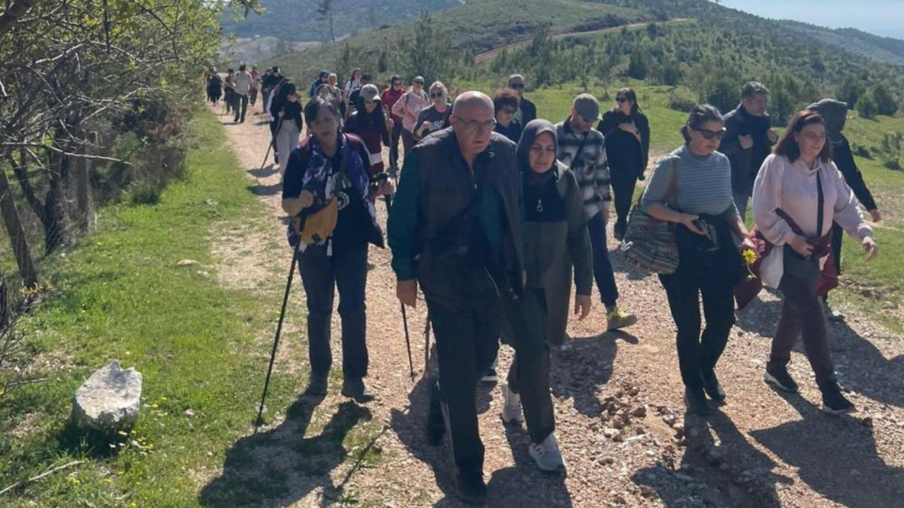 Şehzadeler’de Doğa Tutkunları Farkındalık Yürüyüşünde Buluştu1