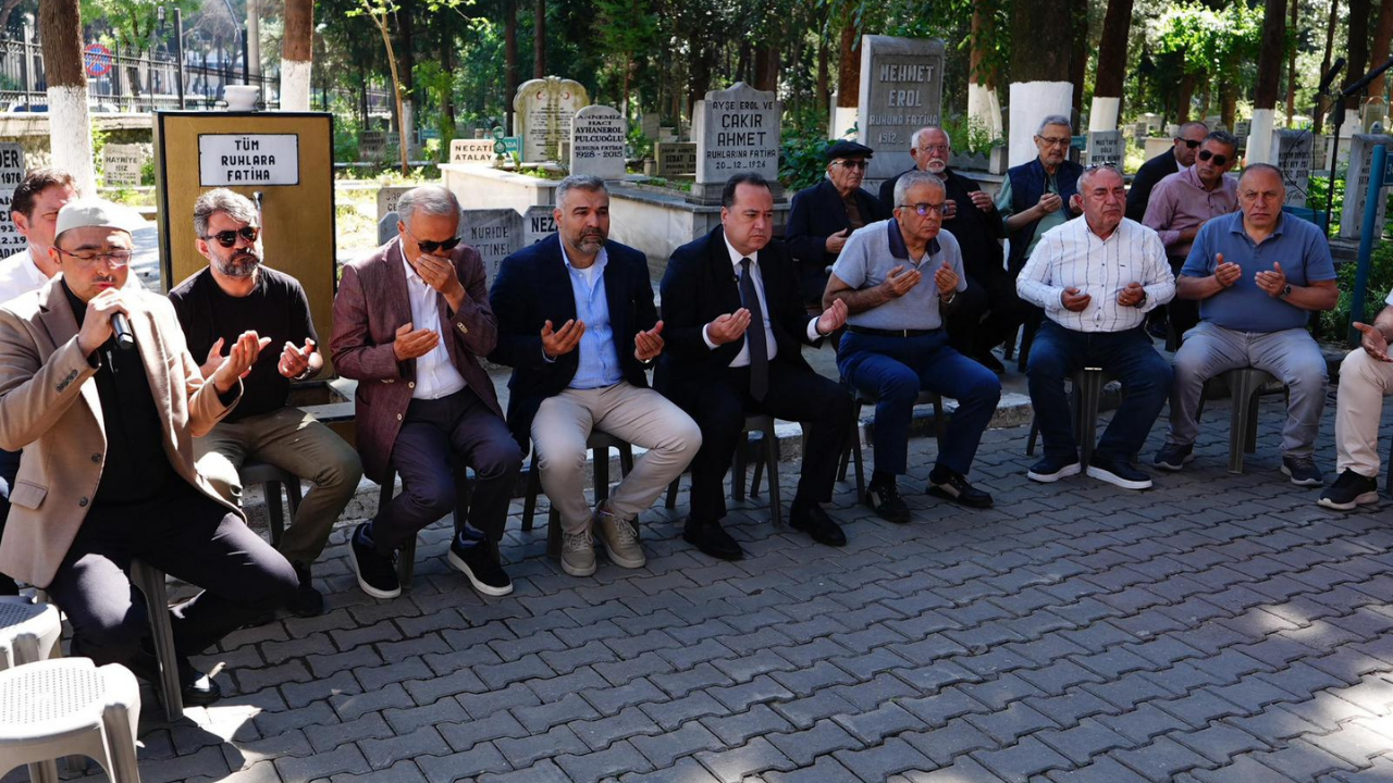 Yeşilin Atası Manisa Tarzanı Mezarı Başında Anıldı 1