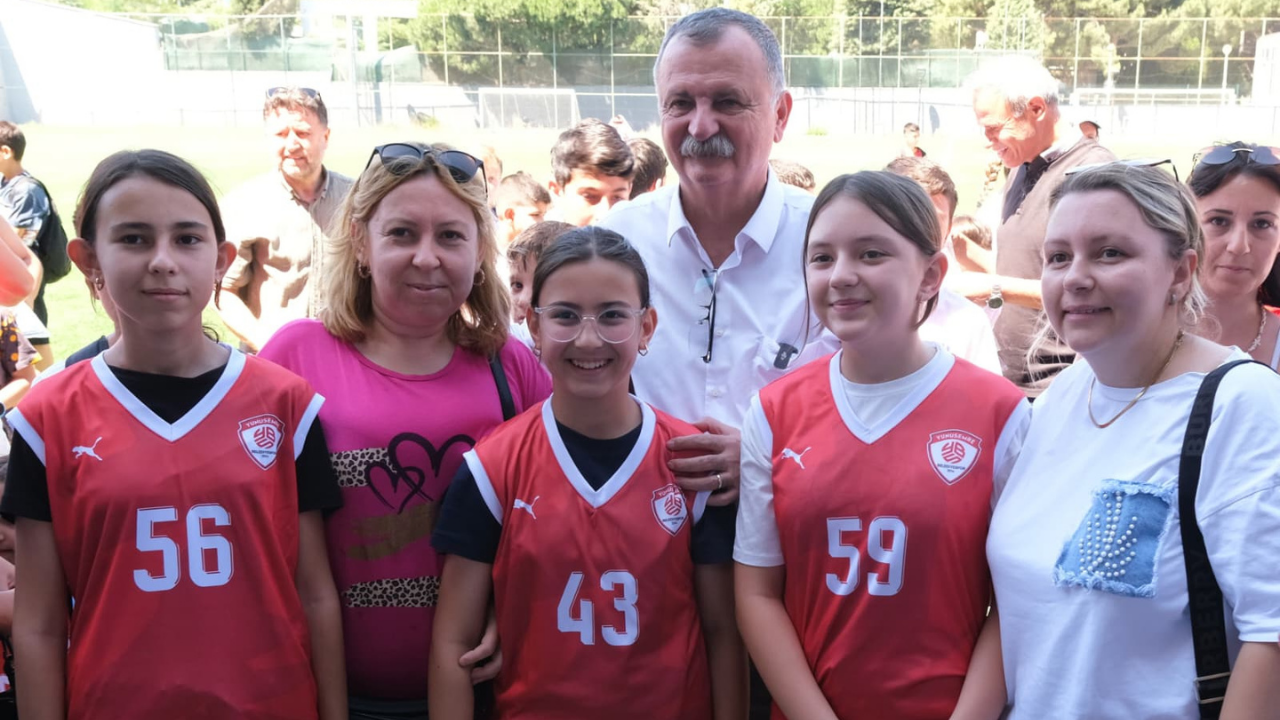 Yunusemre'de Yaz Spor Okullari Coşkuyla Başladi