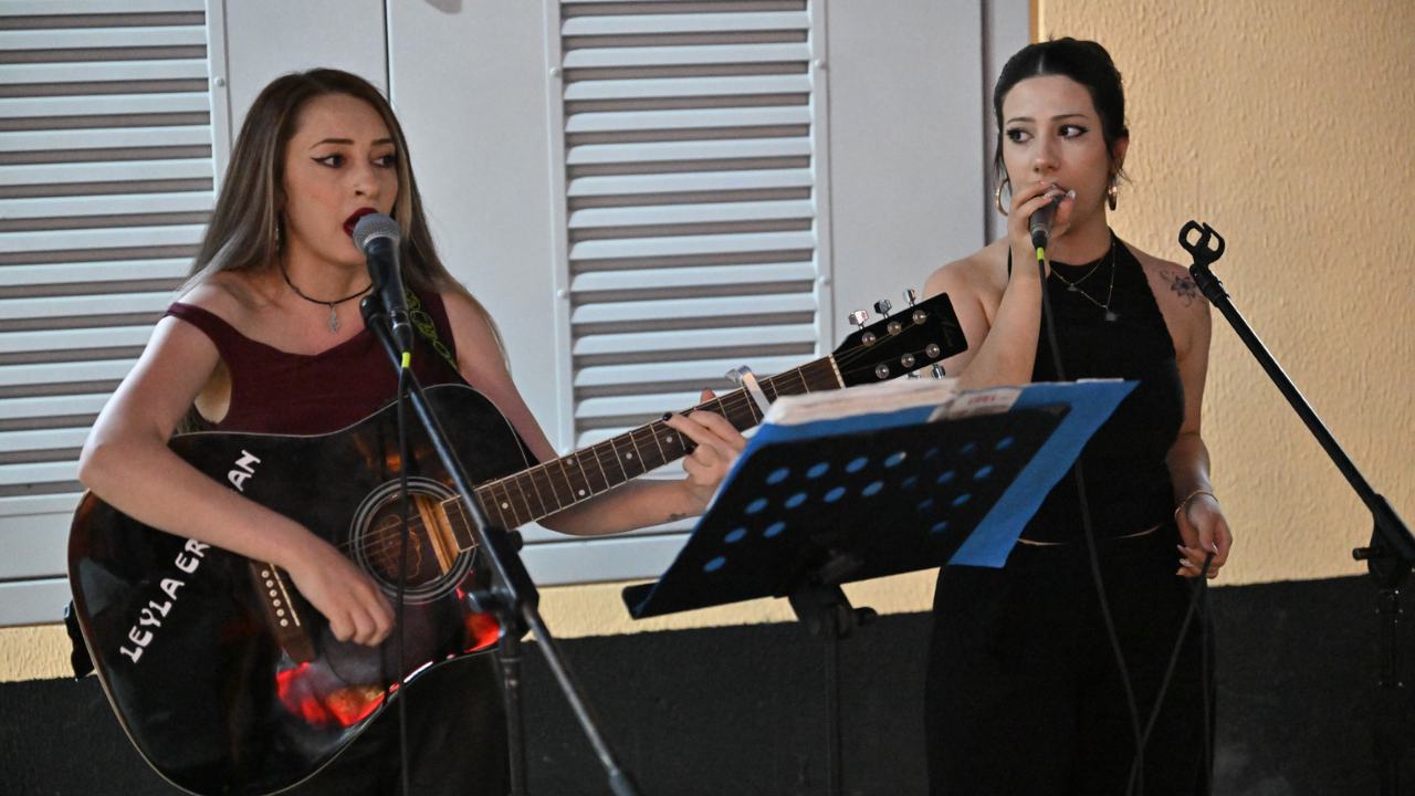 Akustik Yaz Akşamları Manisa'da Müzik Dolu Anlar Yaşattı1