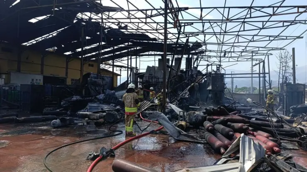 Manisa Salihli’de oksijen dolum tesisinde patlama: 2 ölü, 2 yaralı