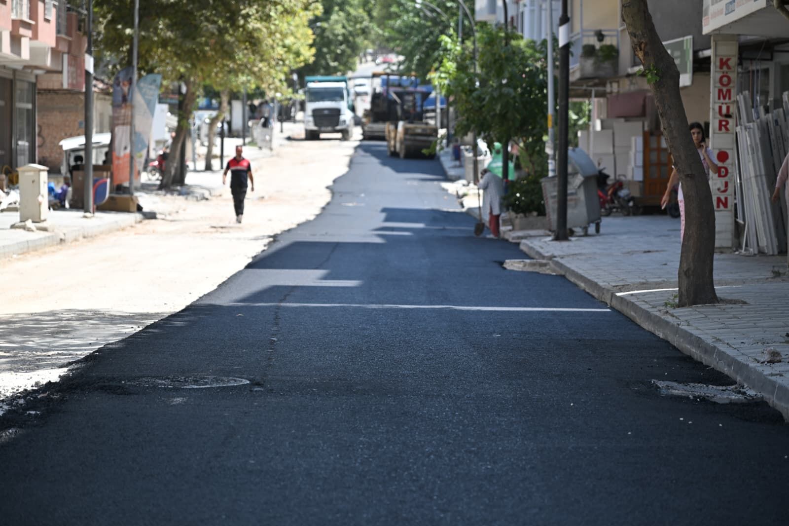 Soma Turgutalp Mahallesi Tarihinde İlk Kez Sıcak Asfaltla Buluşuyor (2)