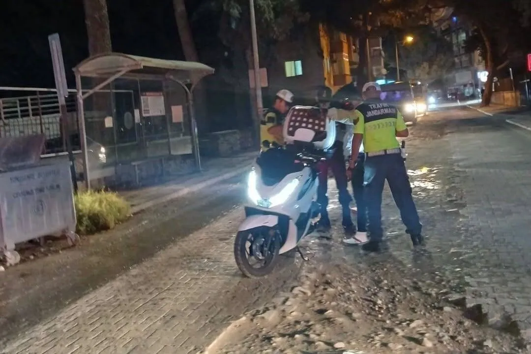 Manisa’da binlerce kişi ve araç denetlendi