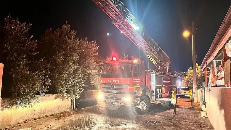 Manisa Yangın1-2