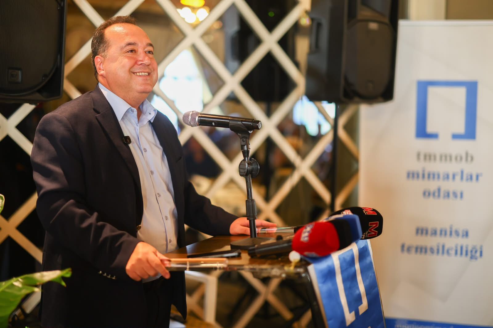 Başkan Dutlulu’dan Mimarlara, “Bu Şehri Güzelleştirmek İçin Her Fikre Açığız” (1)
