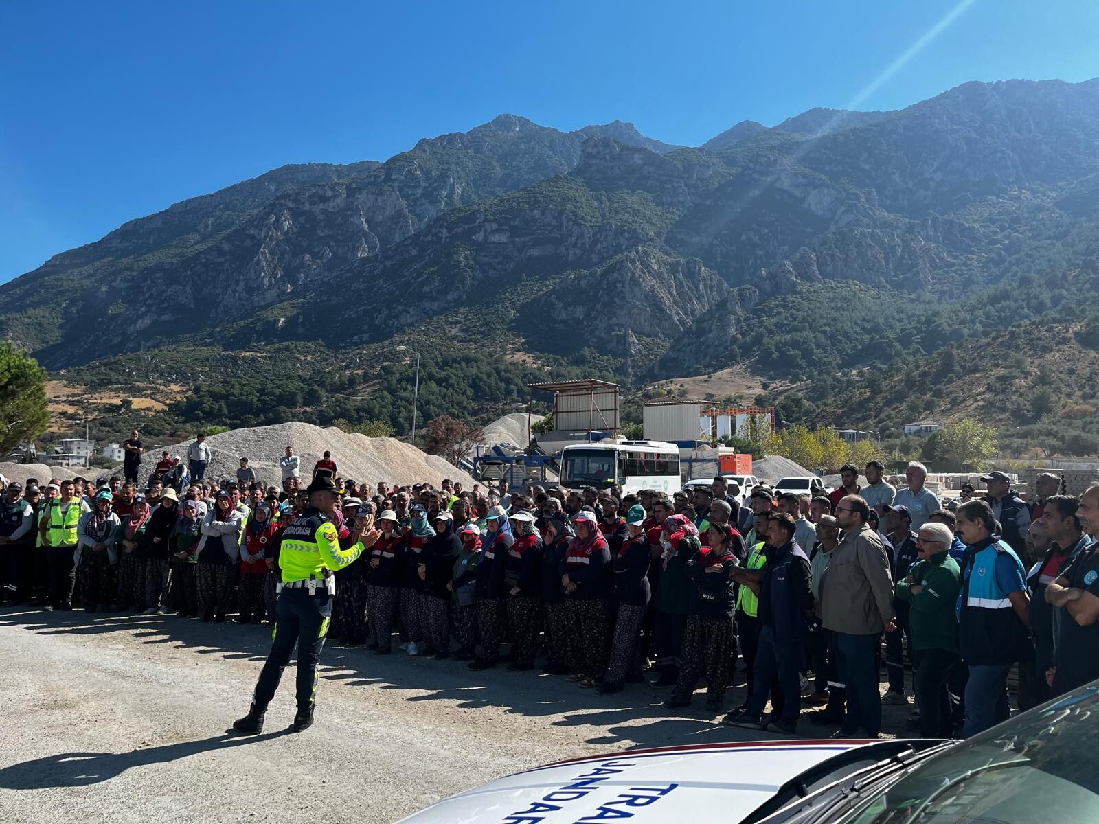 Büyükşehir Personeline Yol Ve Cadde Çalışmalarında Güvenlik Eğitimi (4)