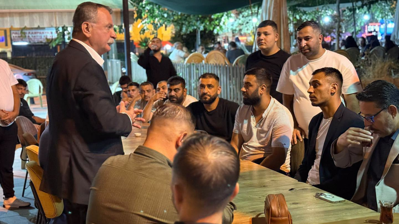 Vatandaşların Taleplerini Dinliyor0
